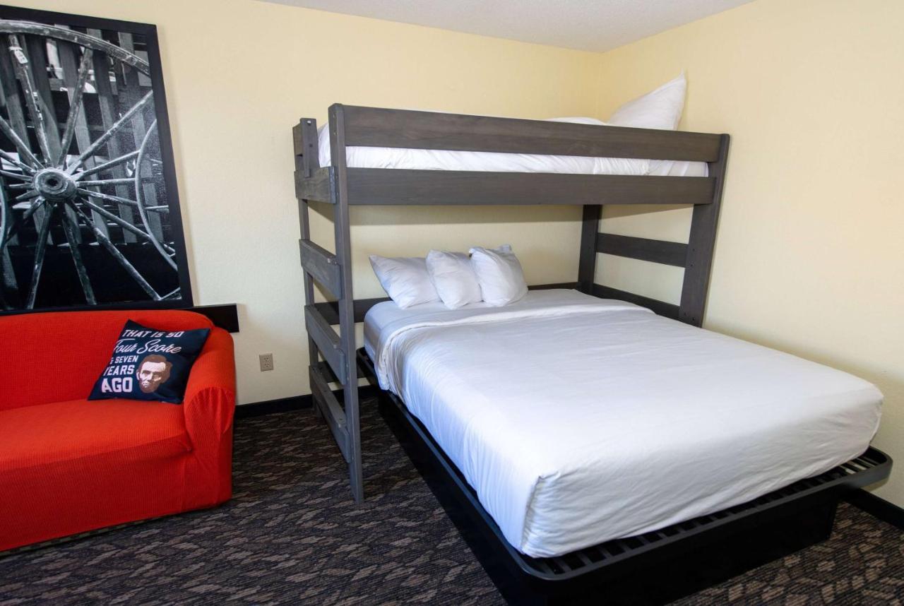 Super 8 By Wyndham Gettysburg Hotell Exteriör bild